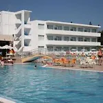 Evi Hotel